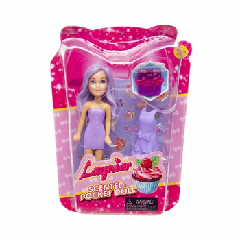 POCKET DOLL / L&iacute;til d&uacute;kka me&eth; fylgihlutum &iacute; s&yacute;ningarkassa (24 stk.)