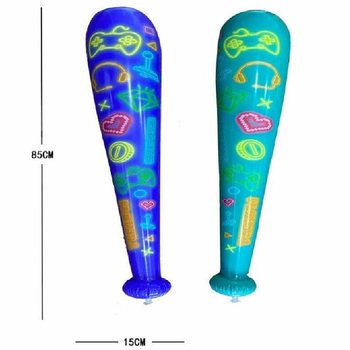 St&oacute;r uppbl&aacute;sanlegur leikjakylfa - 85cm l&ouml;ng - Blanda&eth;ir litir (12 stk.)
