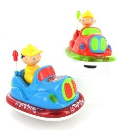 Bump & Go &Aacute;rekstrarb&iacute;ll me&eth; Lj&oacute;sum og Hlj&oacute;&eth;i
