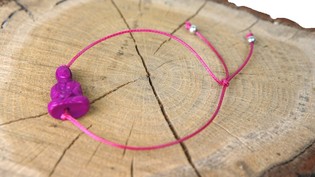 Ibiza Buddha armband lilla-bl&aacute;tt/aubergine (1 stk)