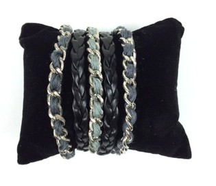 Armband Svart/Gr&aacute;tt - Ibiza st&iacute;ll (1 stk.)