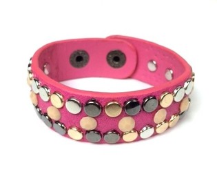 Ibiza Armband Bleikt me&eth; N&ouml;glum (1 stk)