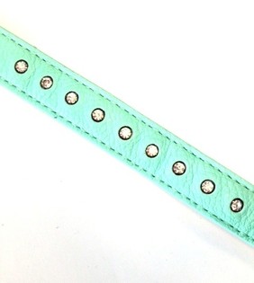 T&uacute;rk&iacute;s armband me&eth; strassteinum (1 stk)