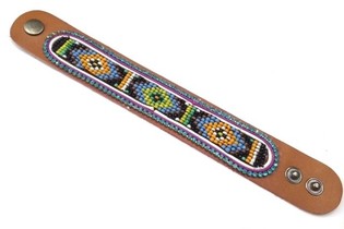 Le&eth;urarmband Aztec Bl&aacute;tt Strass (1 stk)