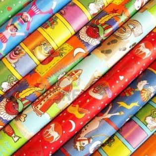 Sankti Nikul&aacute;s Sinterklaas Gjafapapp&iacute;rsr&uacute;llur 250 x 50 cm (5 stk)
