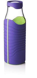 MENU - H&ouml;nnunarvatnskaraffa me&eth; Sil&iacute;konloki og Neoprenhulstri 1L 25cm (1 stk.)