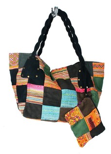 B-FAIR Patchwork taska, st&oacute;r, sv&ouml;rt (1 stk)